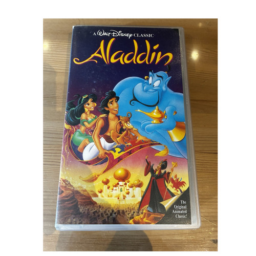 Walt disney aladdin vhs tape - walt,