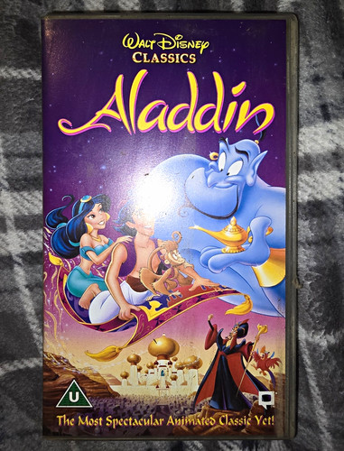Walt disney classics aladdin - disney,